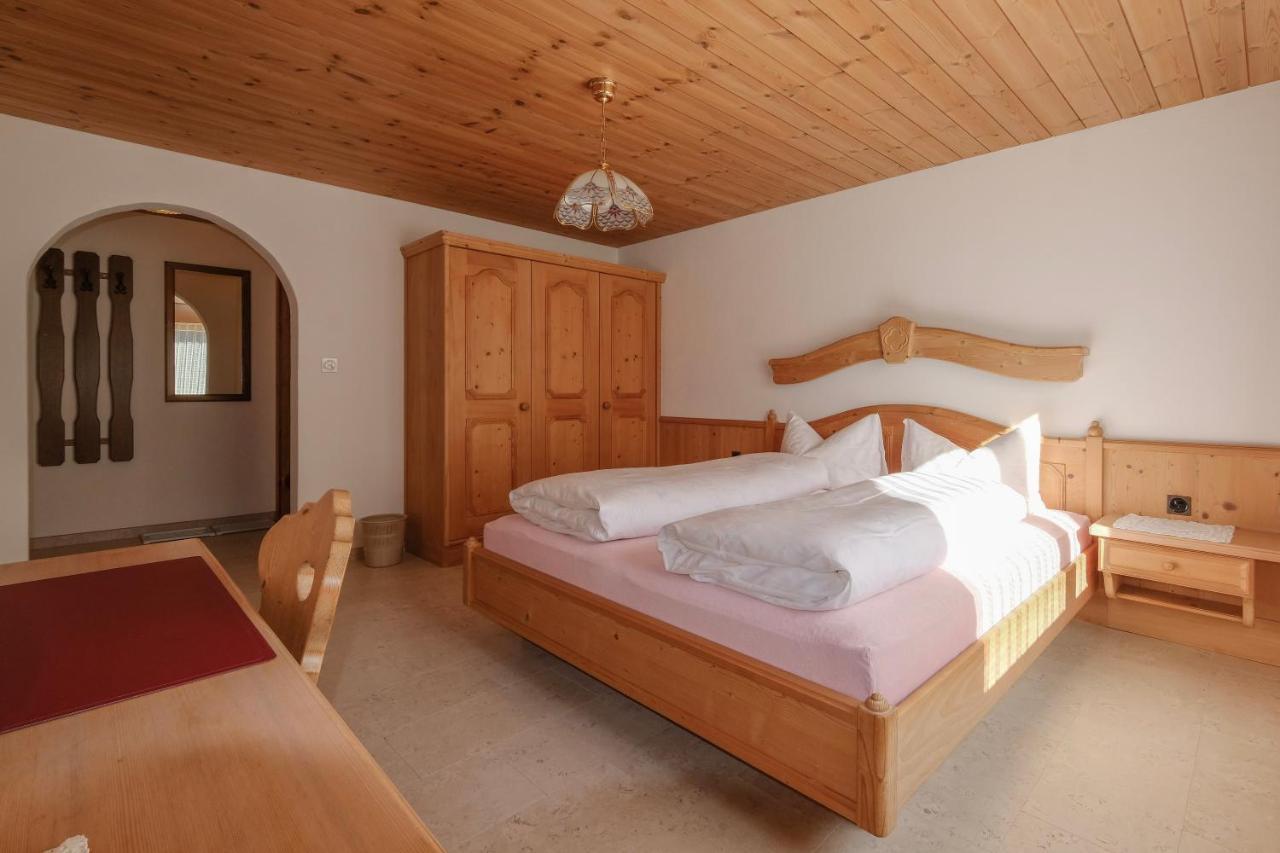 Chasa Plajet Apartment Ramosch Екстериор снимка