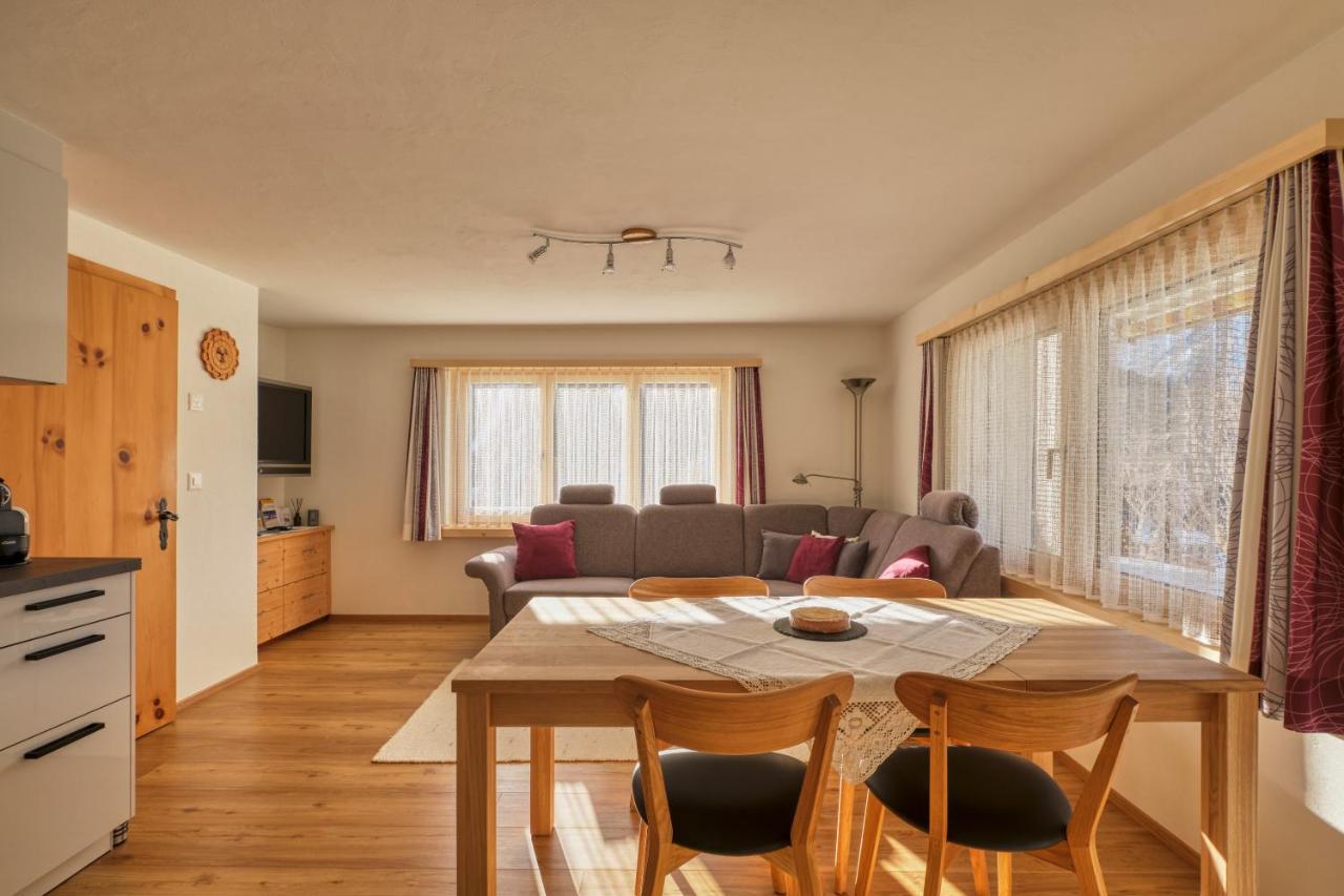 Chasa Plajet Apartment Ramosch Екстериор снимка